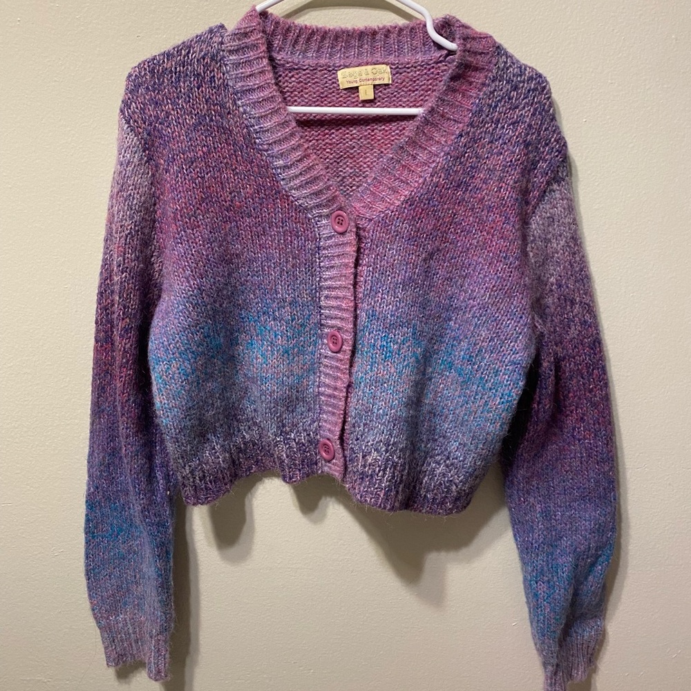 Young contemporary cropton ombré sweater